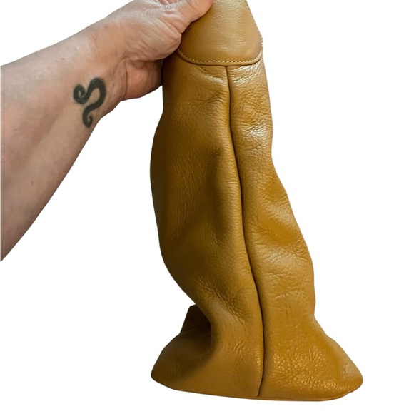 DOONEY & BOURKE Toffee Samba Logo Lock Sac with Keyring - Picture 4 of 12